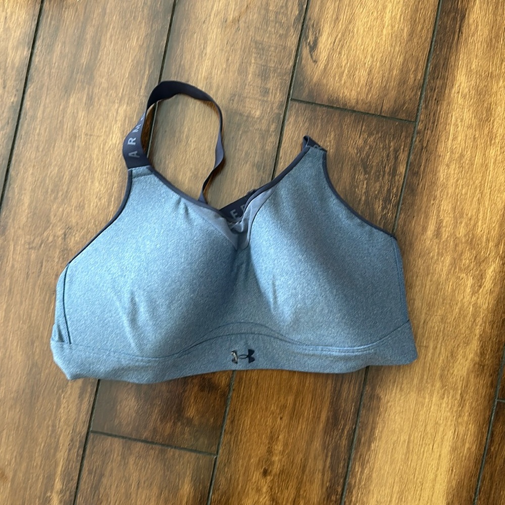 COPY - Under armour sports bra